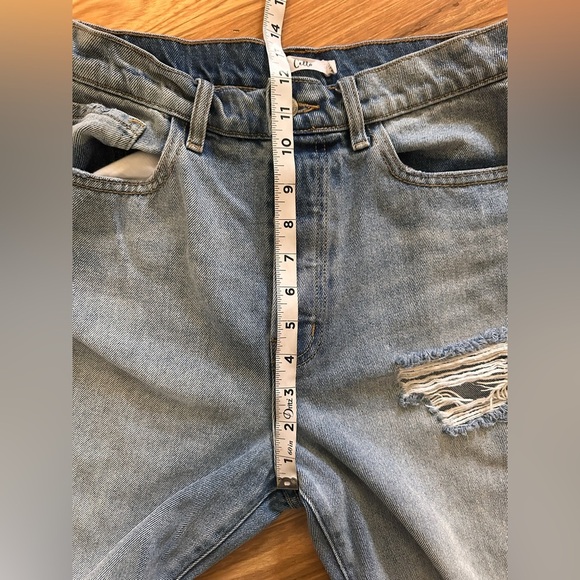 Cello High Rise Button Fly Straight Distressed Jeans Size 7/28 - Picture 9 of 10